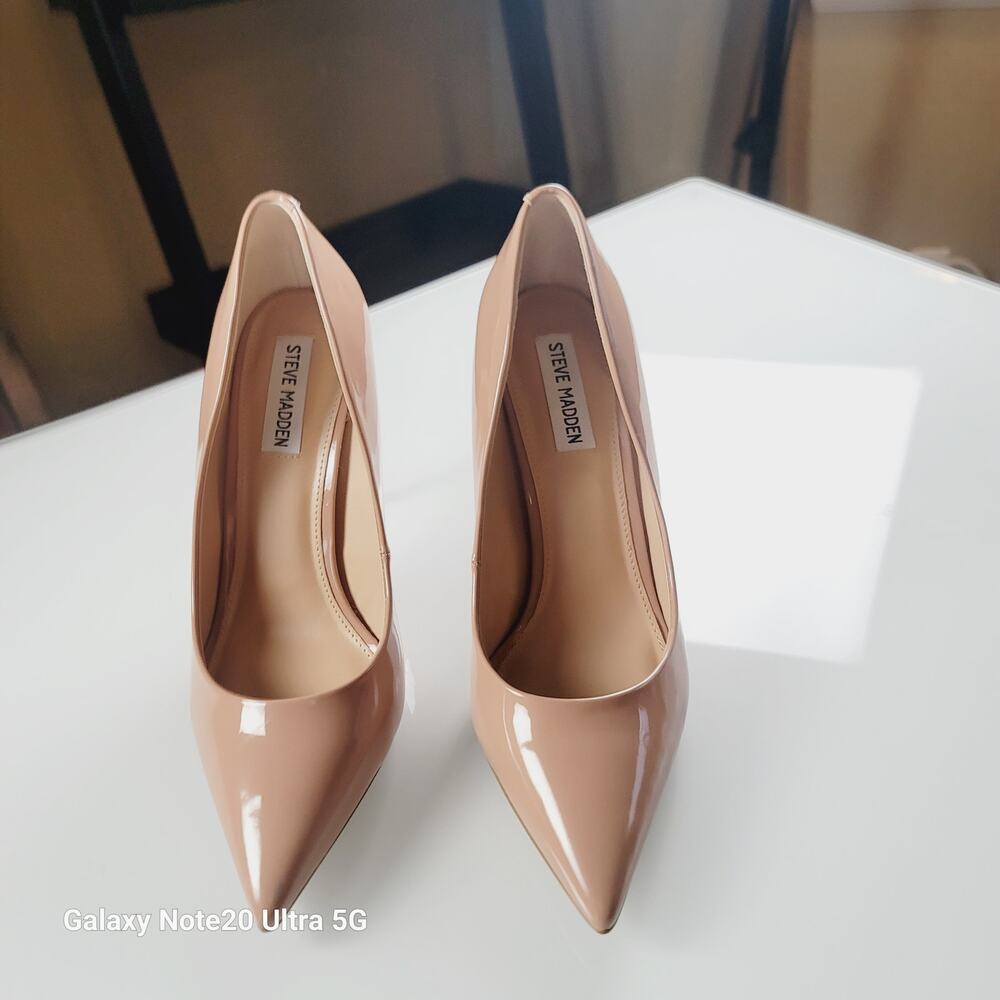 Steve Madden Vala Pointed Toe Heels in Patent Nude, sz 9.5